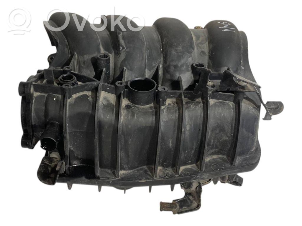 Впускной коллектор