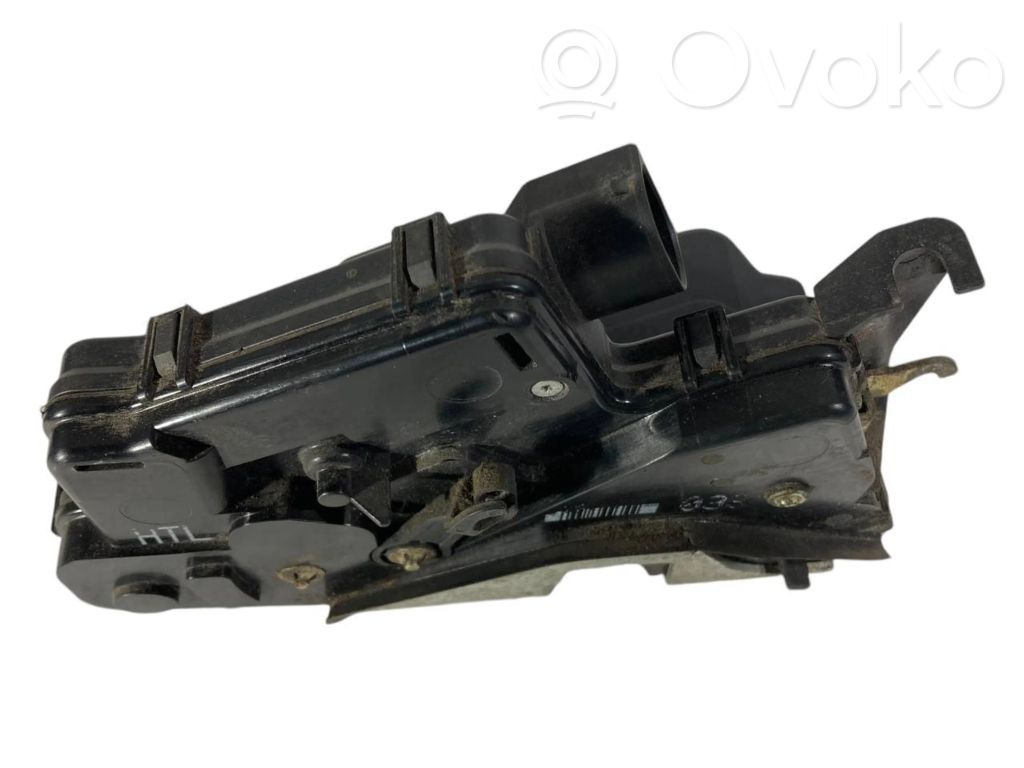 Aizmugurē slēdzene