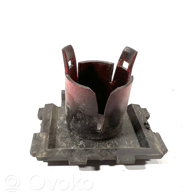 Aizmugurē parkošanās sensora (PDC) sensors (-i)