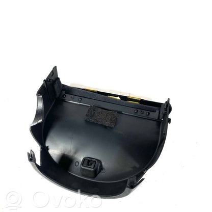 Stūres ass dekoratīvā apdare