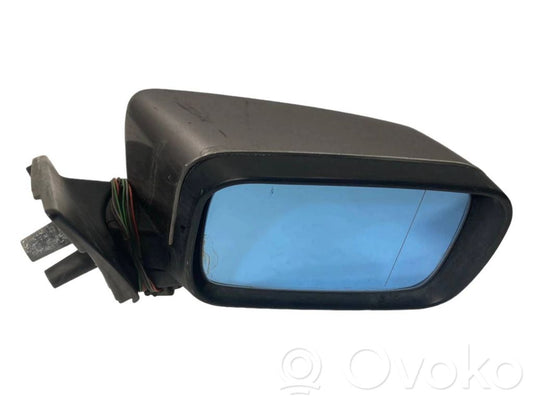 Mirror (electrically controlled)