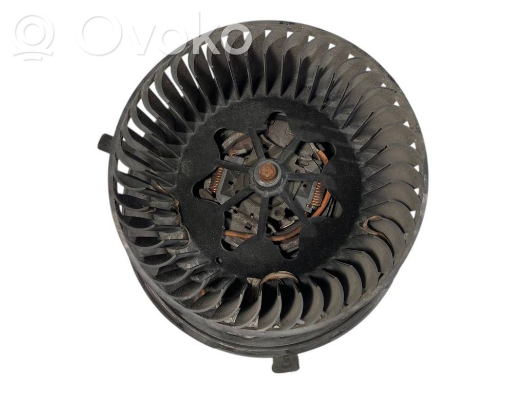 Mazā radiatora ventilators