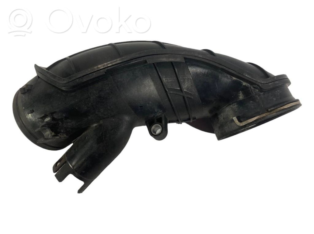 Gaisa caurule uz turbīnu