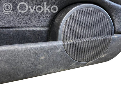 Priekšējo durvju apdare