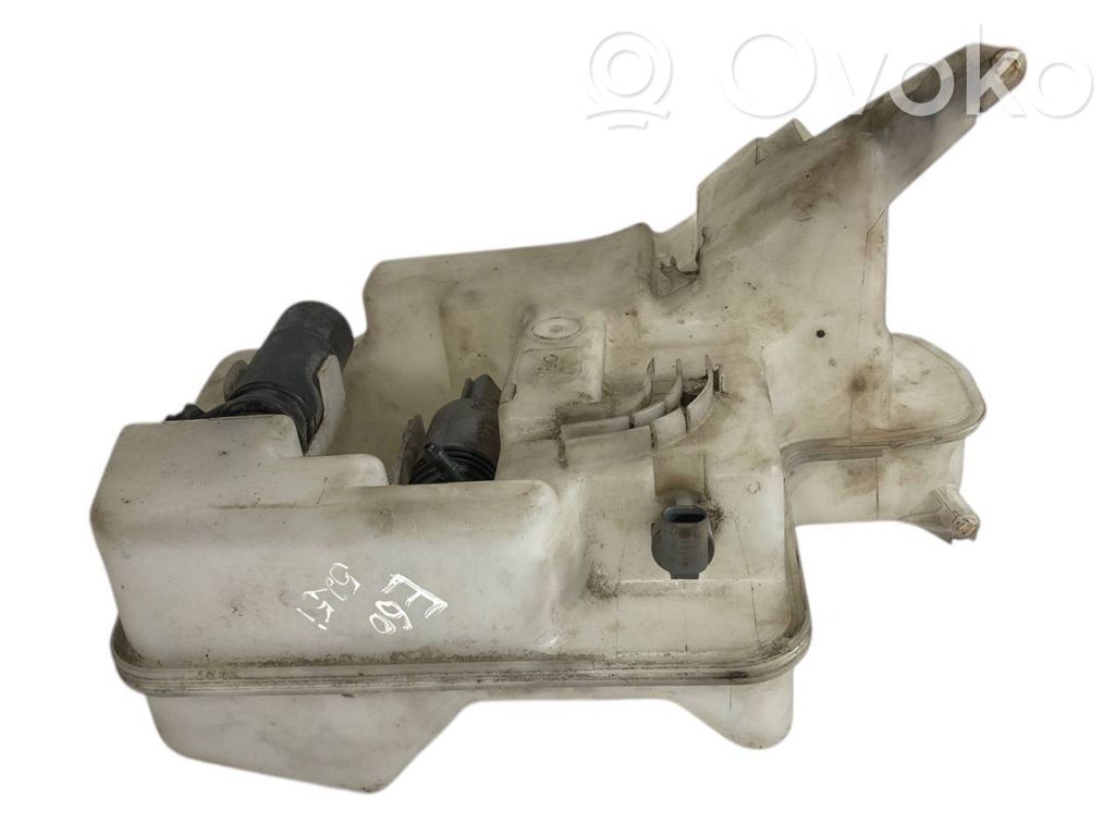 Window fluid tank