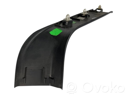 Sānu dekoratīvā apdare (pie loga)