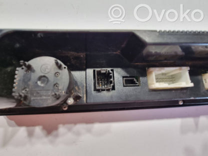 Air conditioning / climate control / interior heating control unit (in the passenger compartment)
