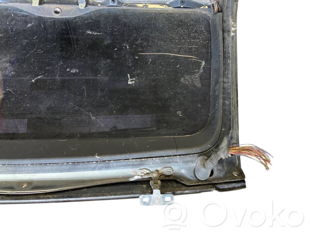 Aizmugurējais pārsegs (bagāžnieks)