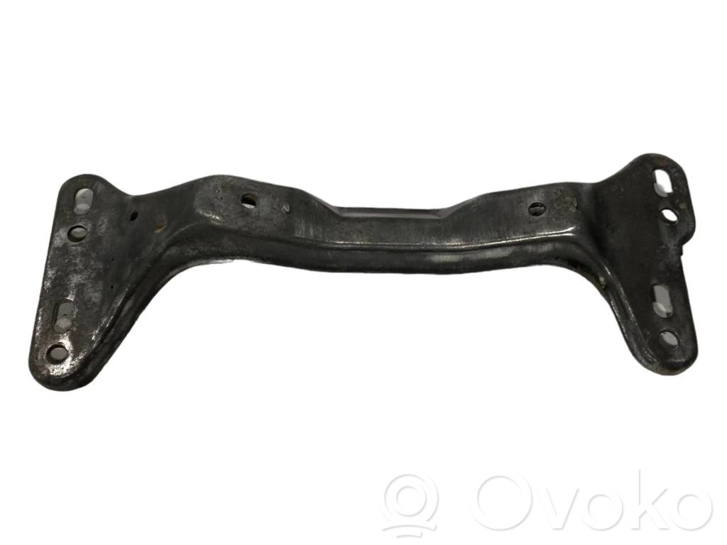 Transmission mounting bracket
