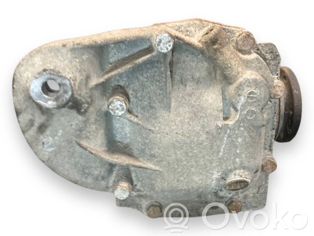 Aizmugurējais reduktors