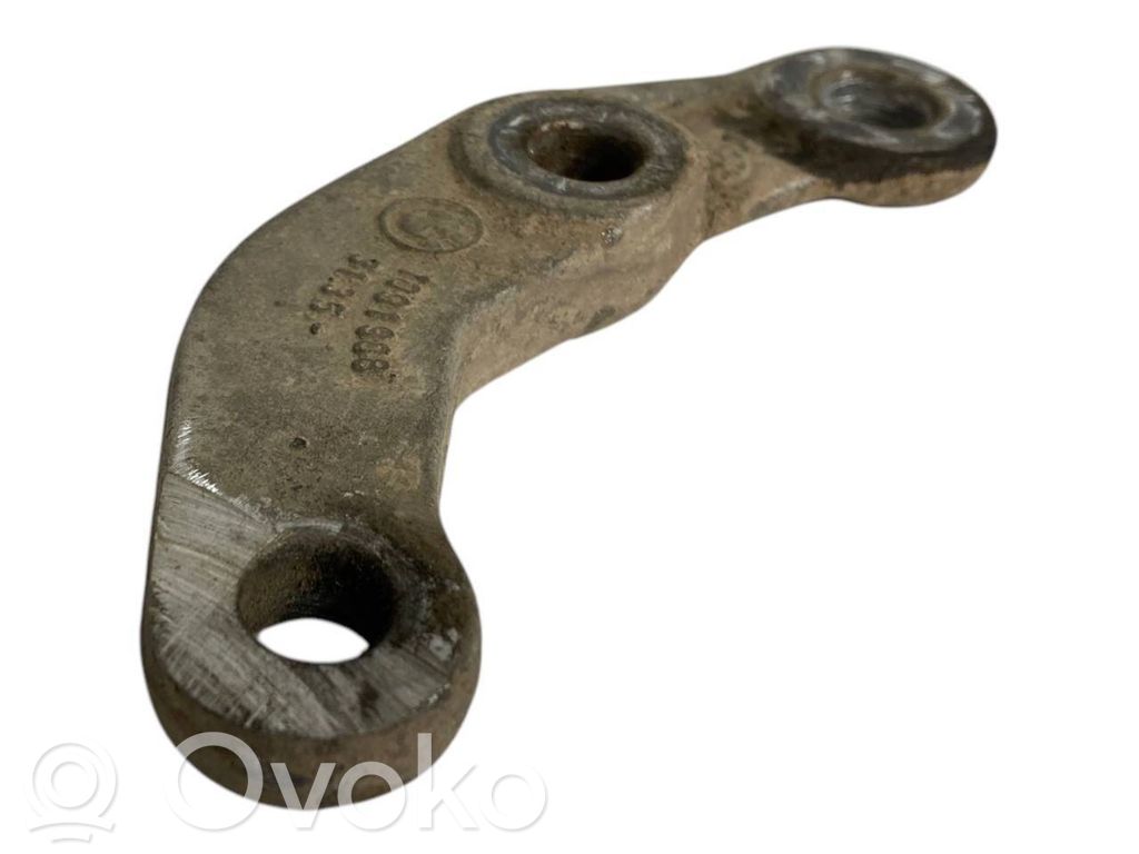 Stabilizatora stiprinājums (priekšā)