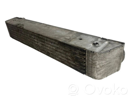 Starpdzesētāja radiators