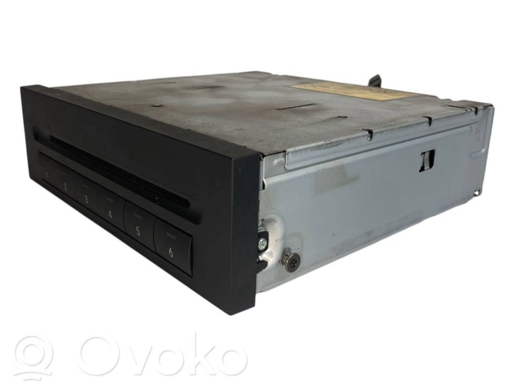 CD/DVD mainītājs