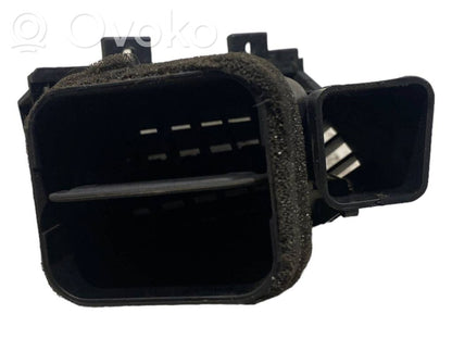 Centrālais gaisa ventilācijas režģis