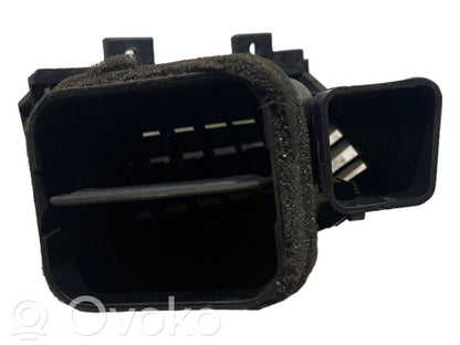 Centrālais gaisa ventilācijas režģis
