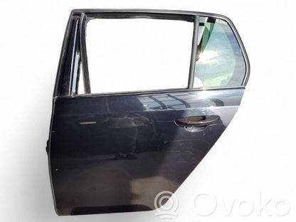 Aizmugurējās durvis