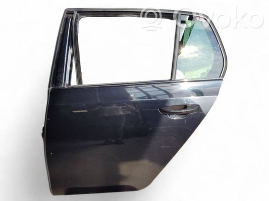 Aizmugurējās durvis