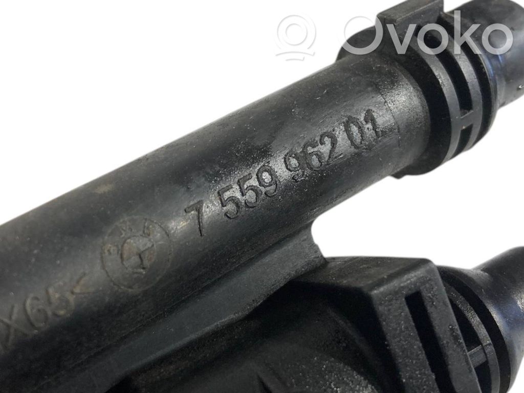 Transmisijas eļļas radiators