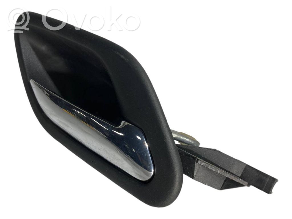 Internal opening handle