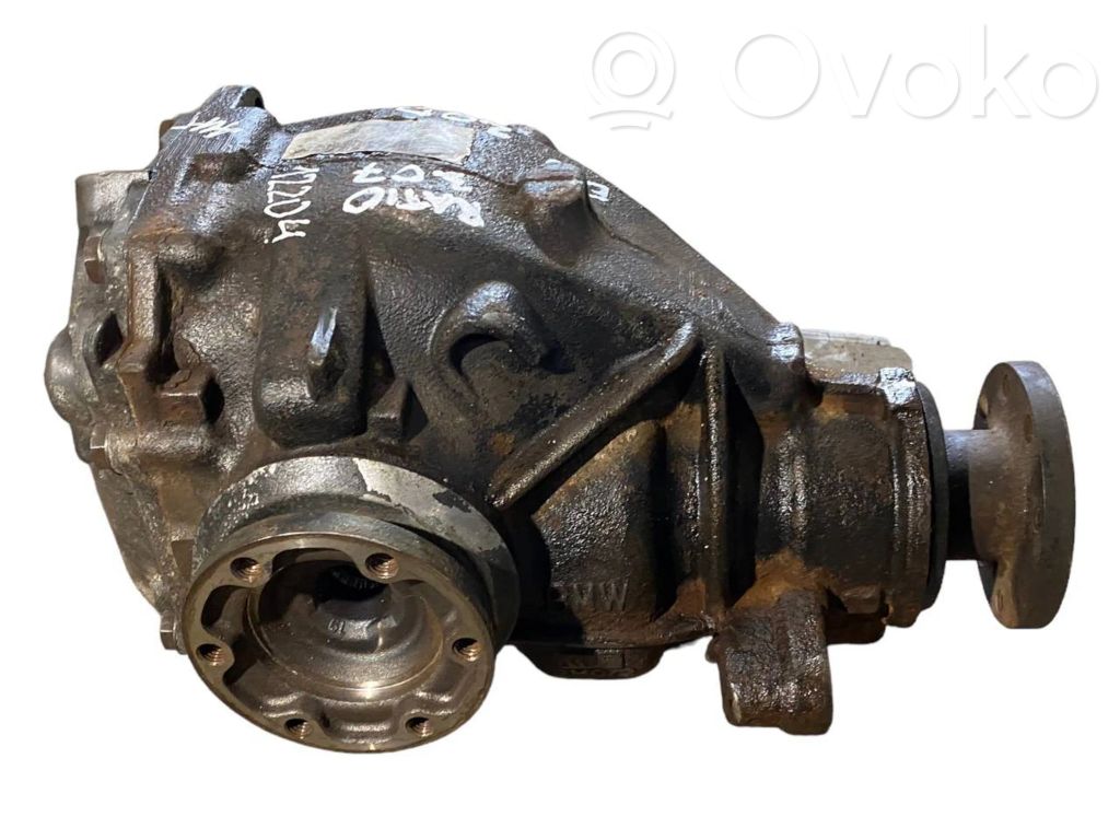 Aizmugurējais reduktors