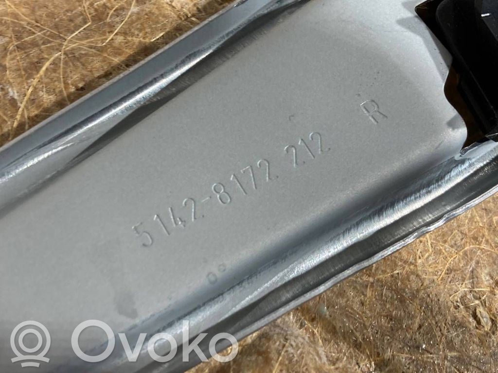 Apšuvums aizmugurējām durvīm