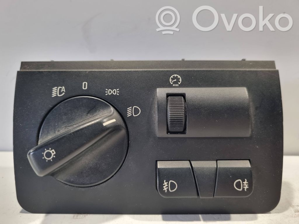 Headlight switch
