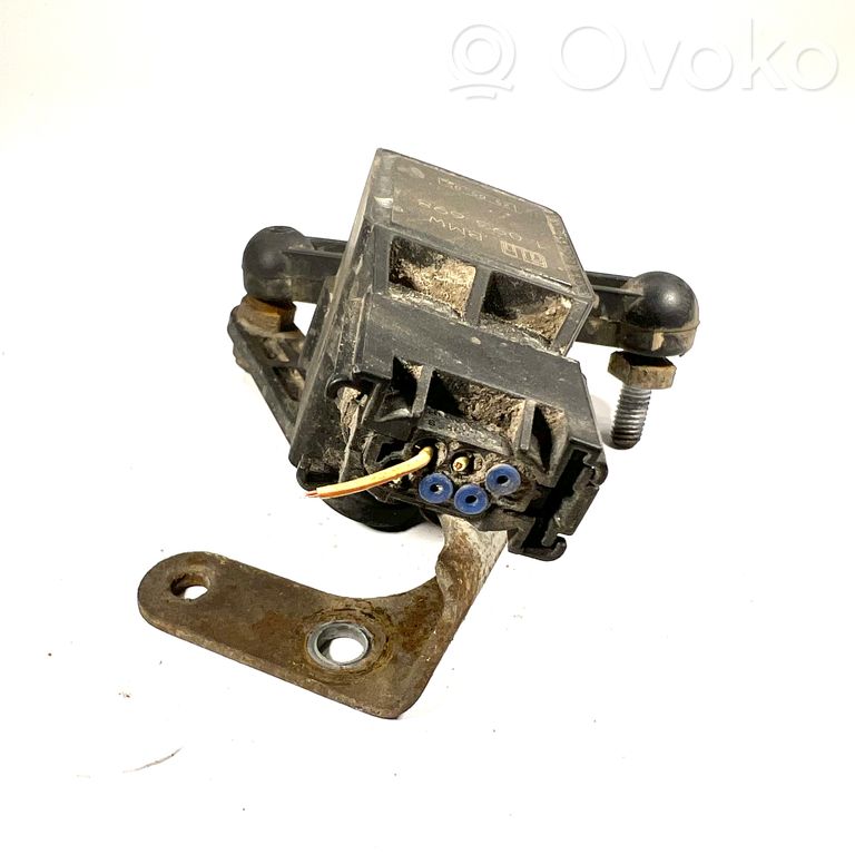 Height sensor (headlights)