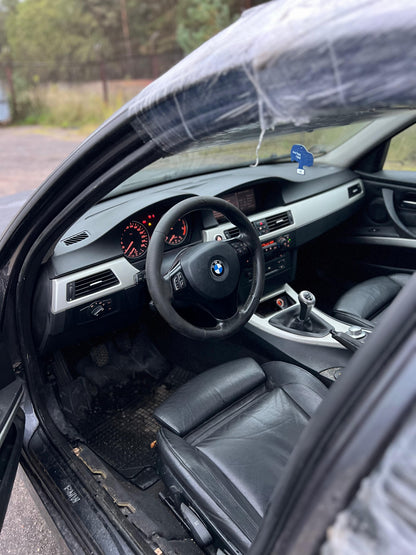 BMW 320d 2006.g.