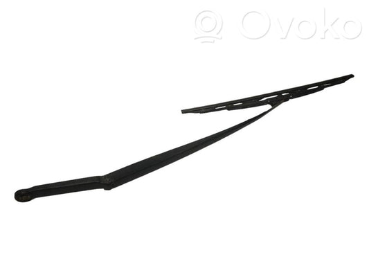 Priekšējā loga tīrītāja kājiņa