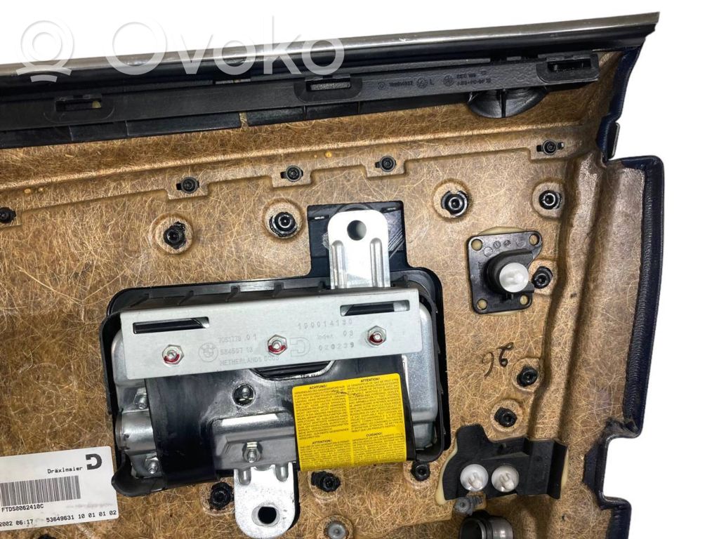 Priekšējo durvju apdare