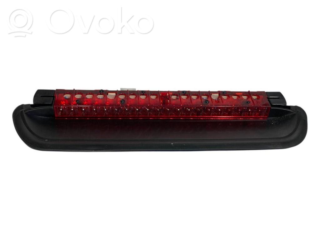 Papildu bremžu signāla lukturis