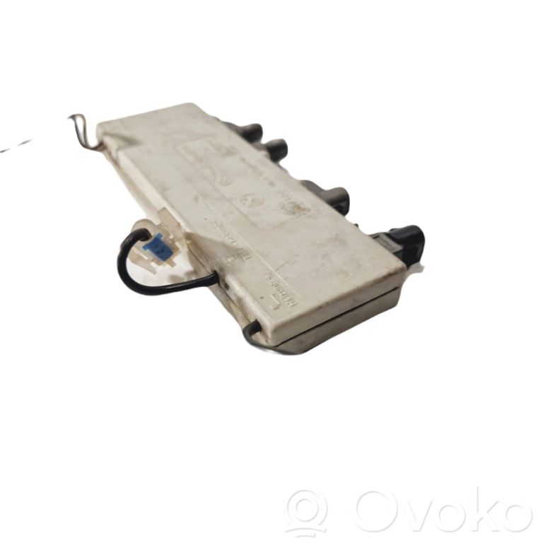 Antenas vadības bloks