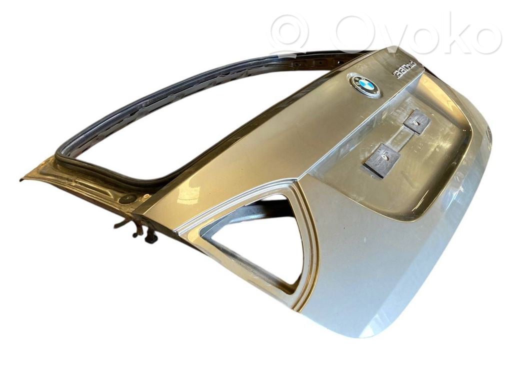 Aizmugurējais pārsegs (bagāžnieks)