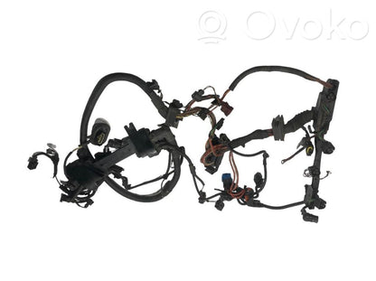 Dzinēja vadu instalācija