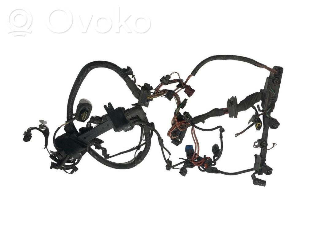 Dzinēja vadu instalācija