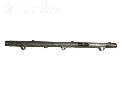 Fuel main pipe