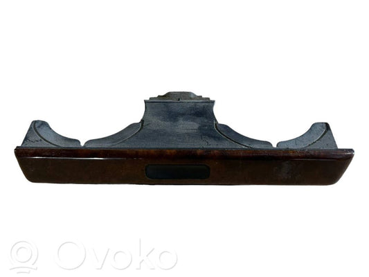 Другая часть интерьера