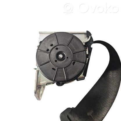 Задний ремень безопасности