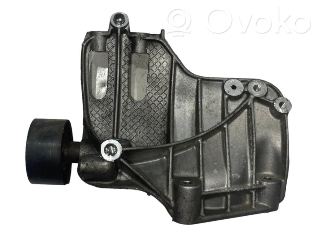 Air conditioning compressor mount