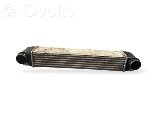 Starpdzesētāja radiators