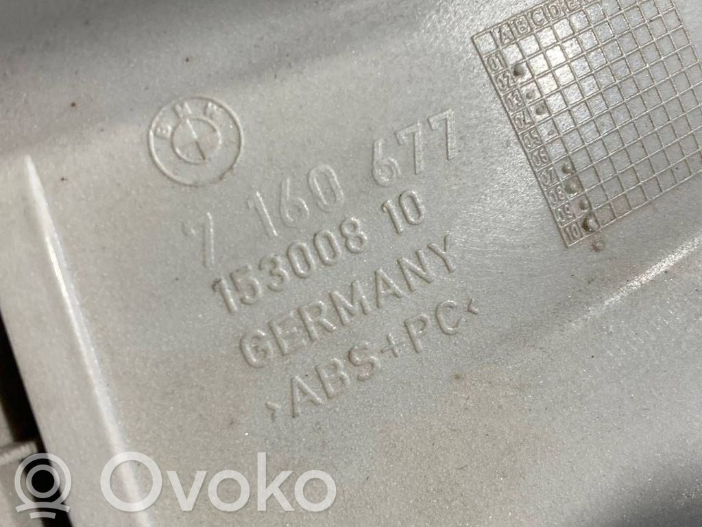 (D) statņa dekoratīvā apdare (augšdaļa)