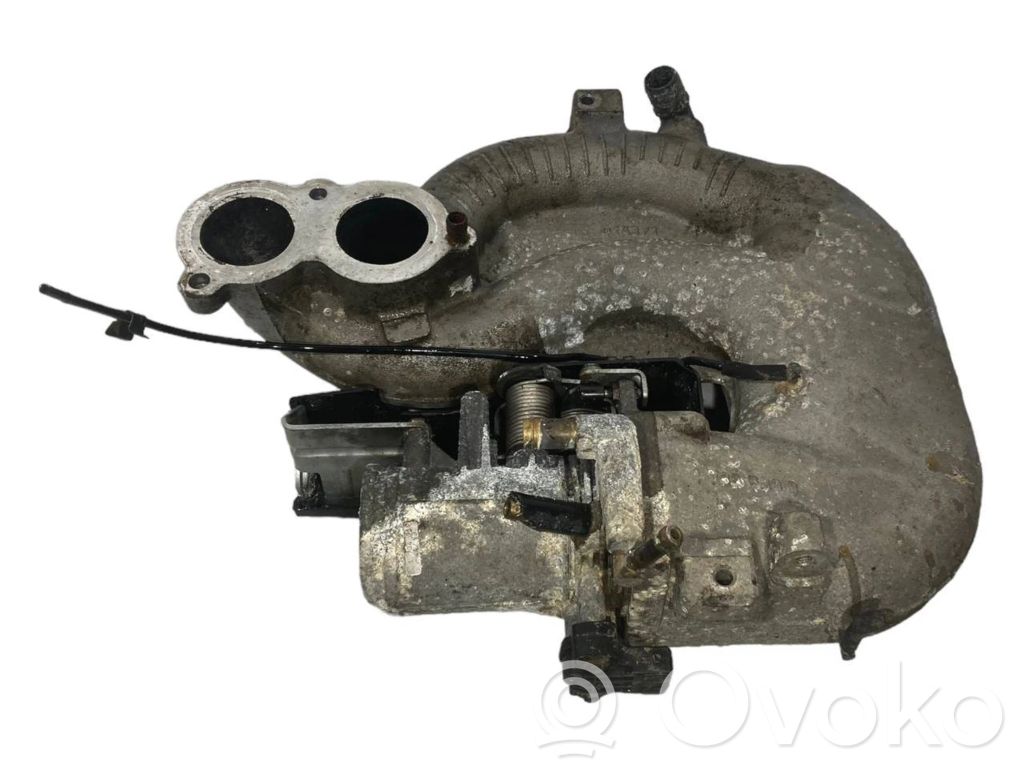 Впускной коллектор