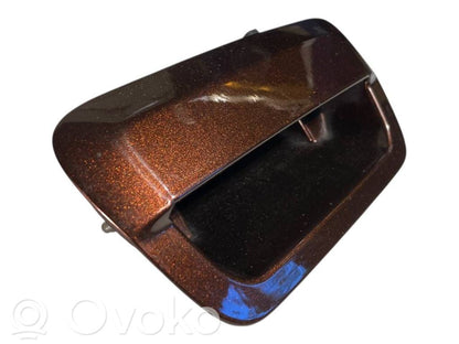 Aizvēršanas rokturis (aizmugurējā pārsega)