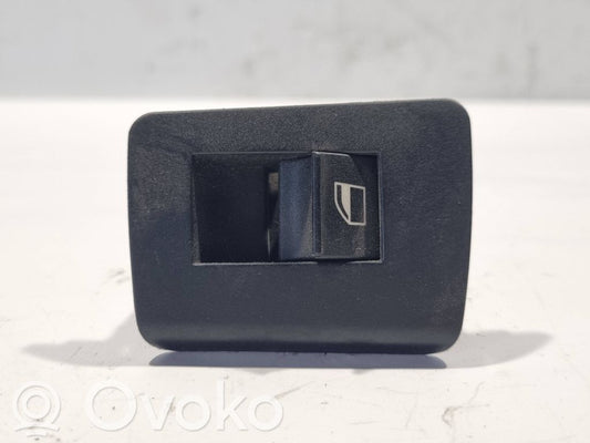 Elektrisko logu slēdzis