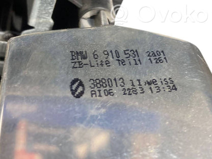 Aizmugurējais lukturis virsbūvē