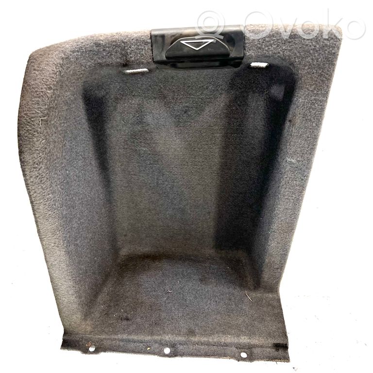 Side decorative trim panel