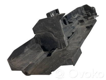 Radiatora (-u) turētājs / kronšteins