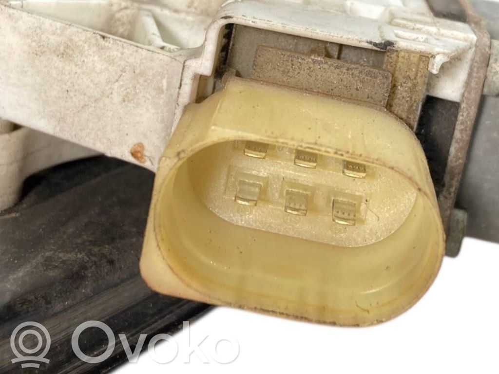 Priekšpusē elektriskā loga pacelšanas mehānisma komplekts