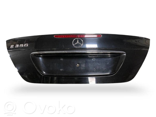 Aizmugurējais pārsegs (bagāžnieks)