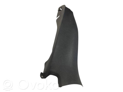 Sānu dekoratīvā apdare pie aizmugurējā sēdekļa (augšdaļa)